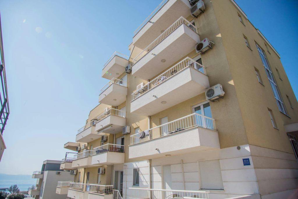 Antonio Apartments On The Beach Split Exterior photo